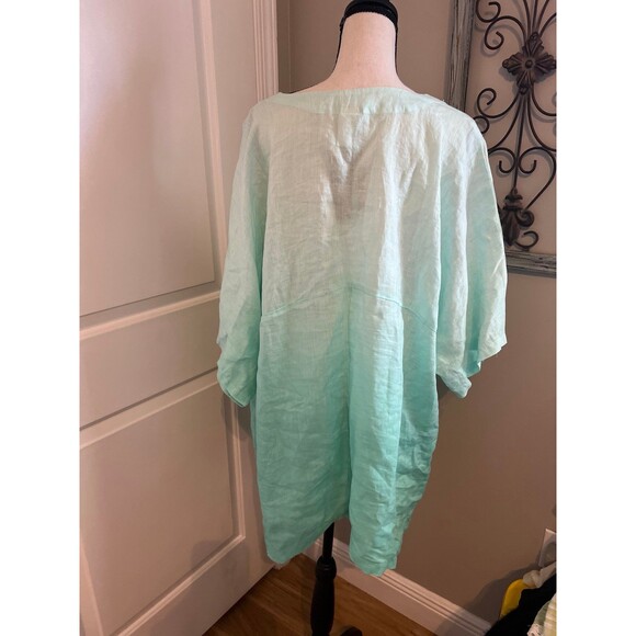 Match point tunic. 100% linen NWT - Picture 3 of 4